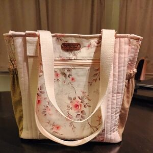 Handmade tote bag with pocket divider